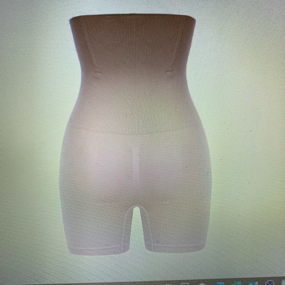 Slimming Shapewear - Picture 4 of 5